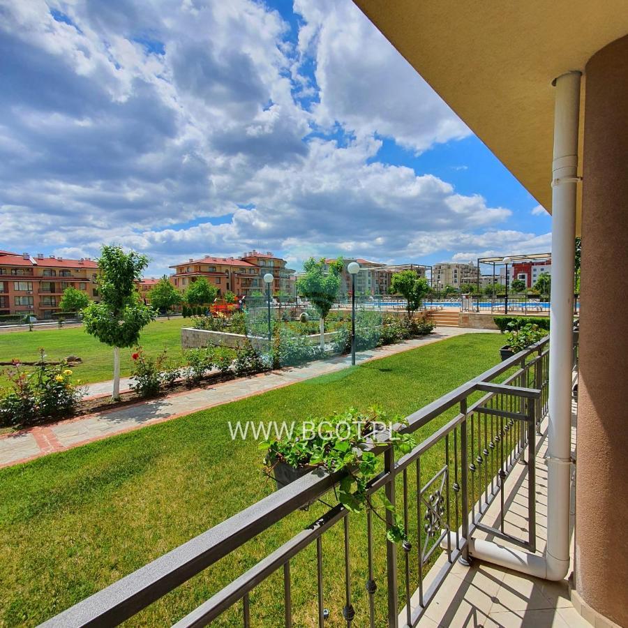 Sorrento Sole Mare - Apartments By The Beach Sveti Vlas Eksteriør bilde